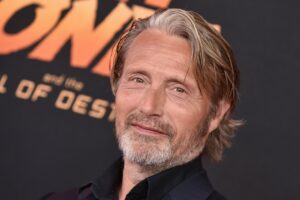 Mads Mikkelsen: Ein Überblick über die Karriere des dänischen Schauspielers